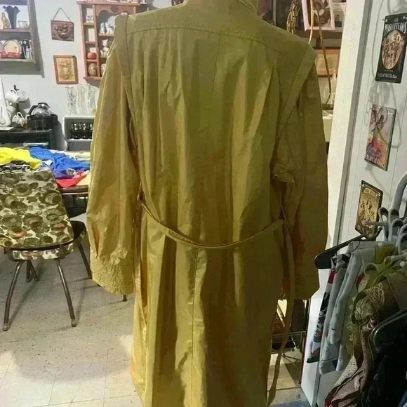vintage J.Gallery woman's petite trench coat size 11/12 yellow - Picture 5 of 5